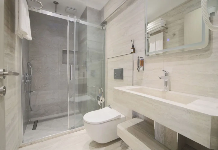 1 Bedroom Deluxe Double room with city view