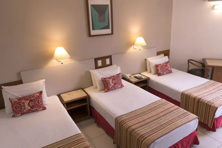 Oft Tamandare Plaza Hotel