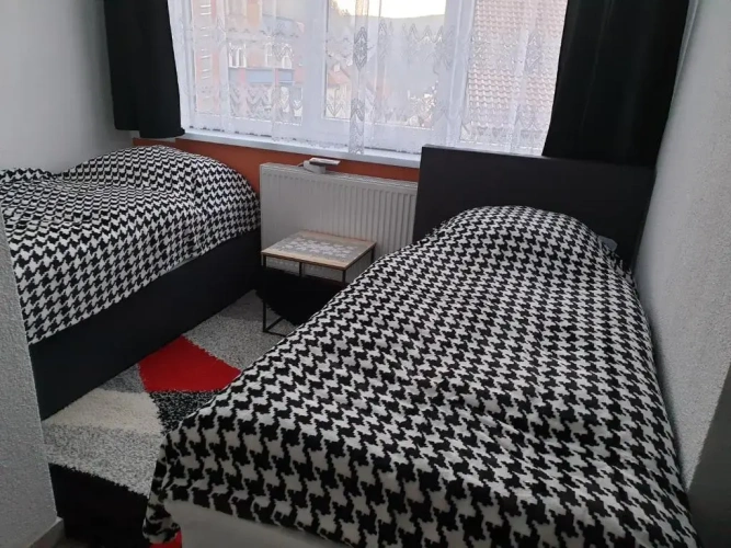3 Bedrooms Apartment