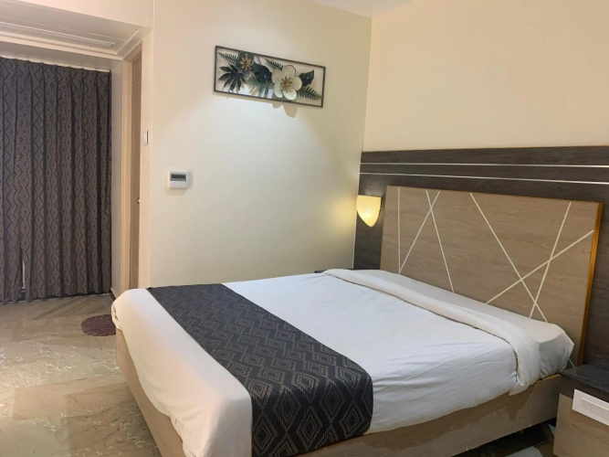 Hotel Temple City