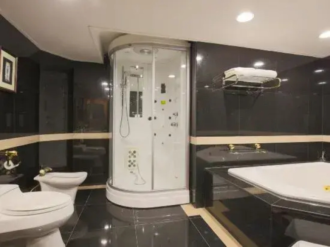 Mingmen Hotel