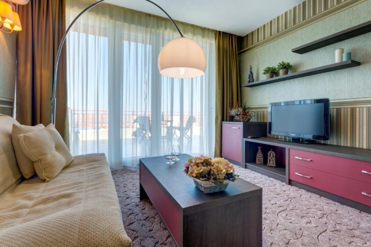 1 Bedroom Suite with sea view