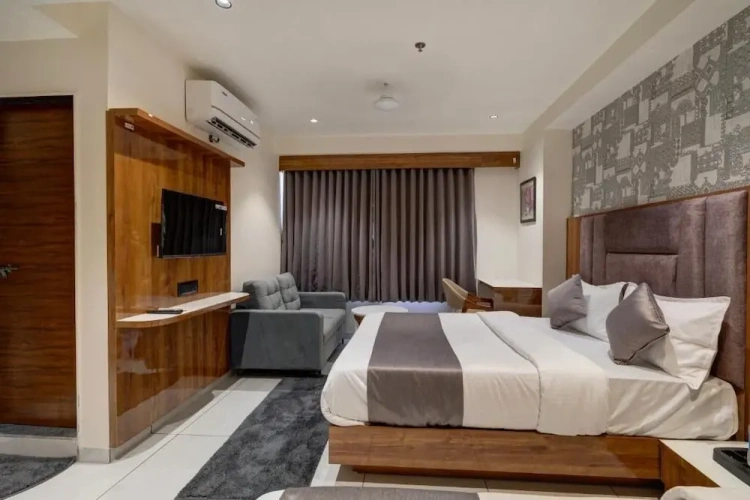 Guest rooms