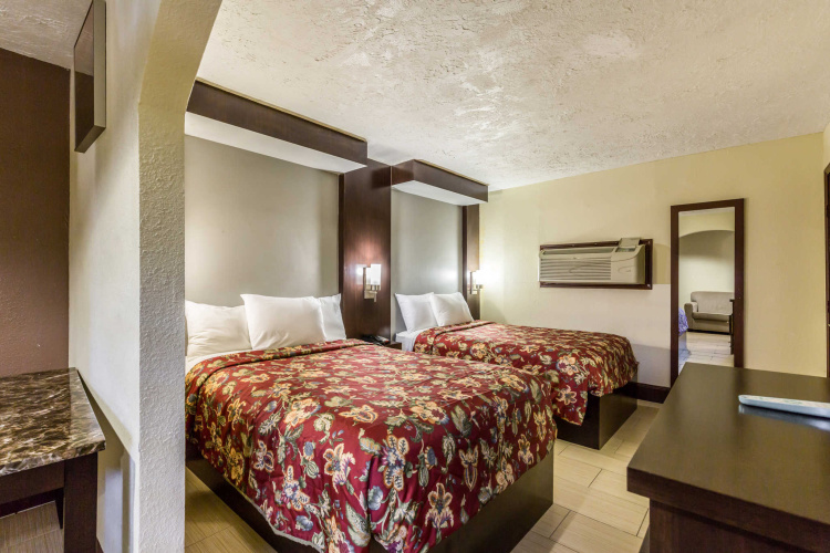 Double Suite