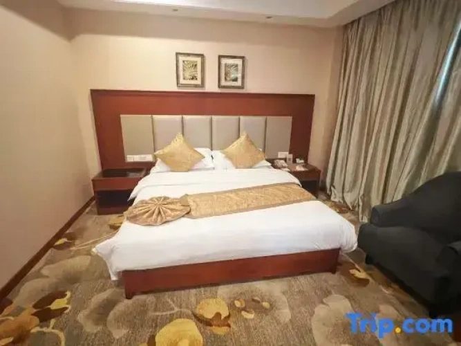 Executive Suite with city view