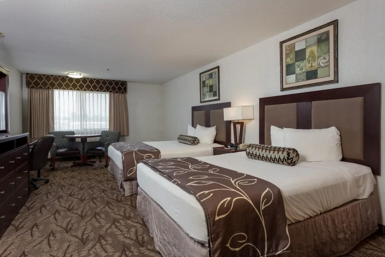 Standard Quadruple room with river view