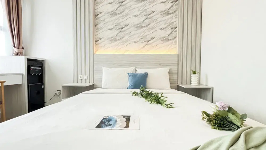 Modern Studio At Transpark Cibubur Apartment