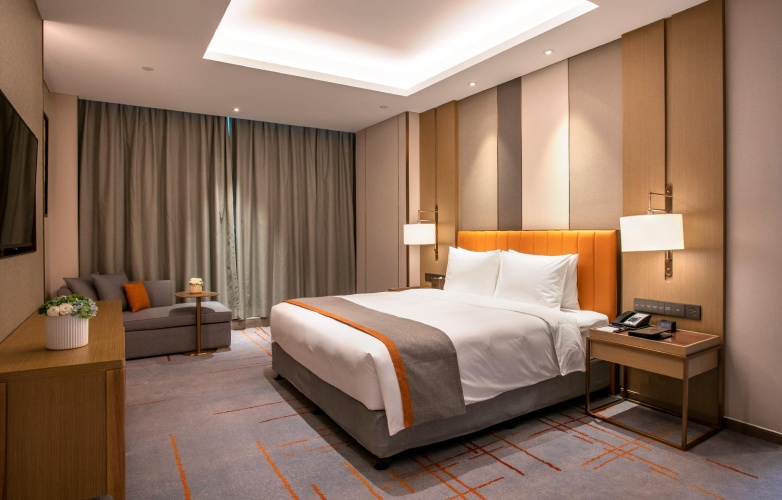 1 Bedroom Deluxe Suite