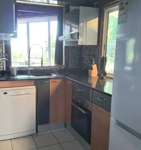2 Bedrooms Family Bungalow with sea view