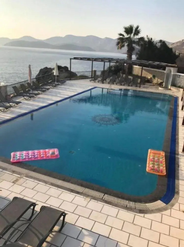 Elena Apartments