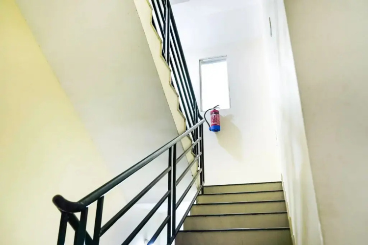 Vj Inn by OYO Rooms