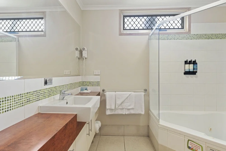 2 Bedrooms Cottage