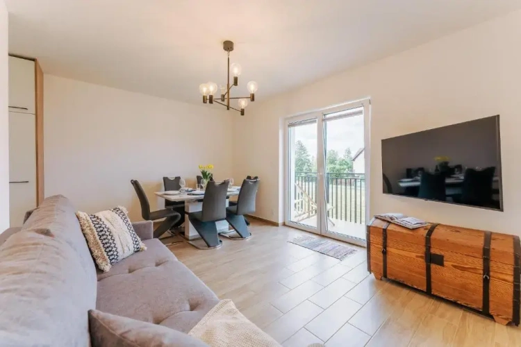 1 Bedroom Apartment