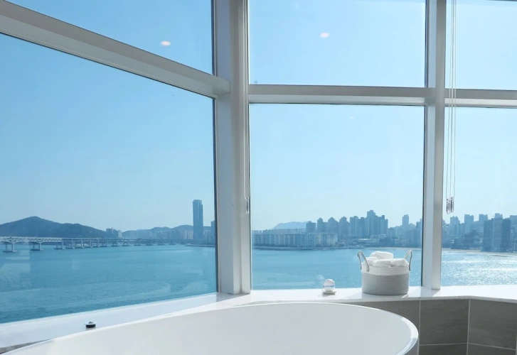 Royal Twin Suite