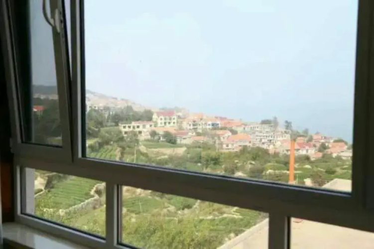 Qingdao Paradise Seaview Cottage
