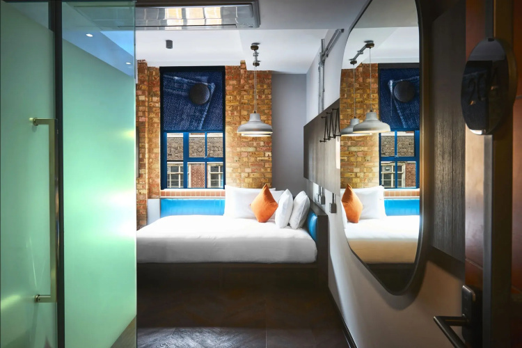 New Road Hotel