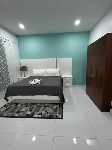 Luxury 5BD Loft in Prime Location