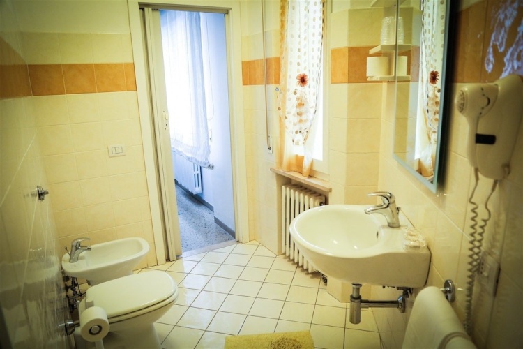 Standard Twin room with balcony and with view