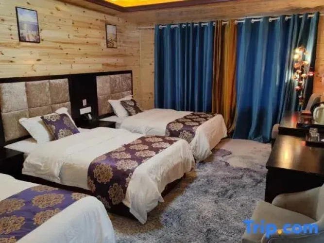 Luxury Triple room