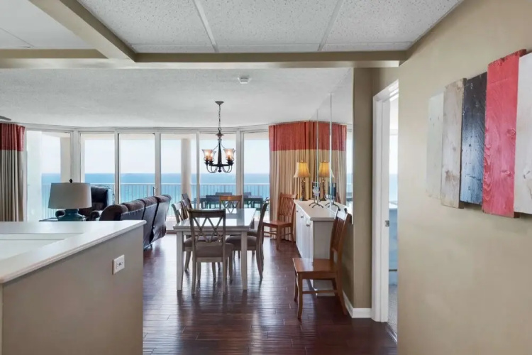Long Beach Tower 3, 3 Bedroom Apartment
