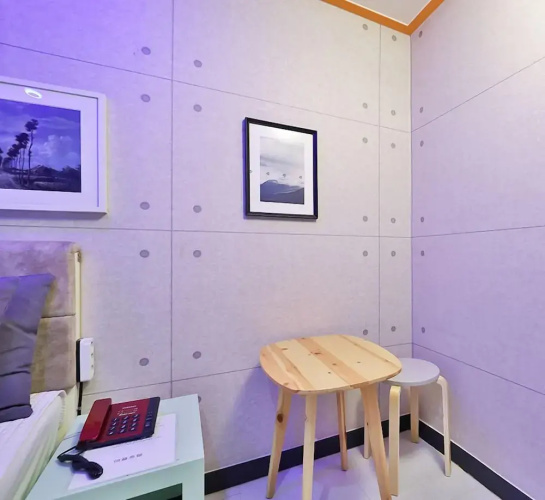The Apple Hotel