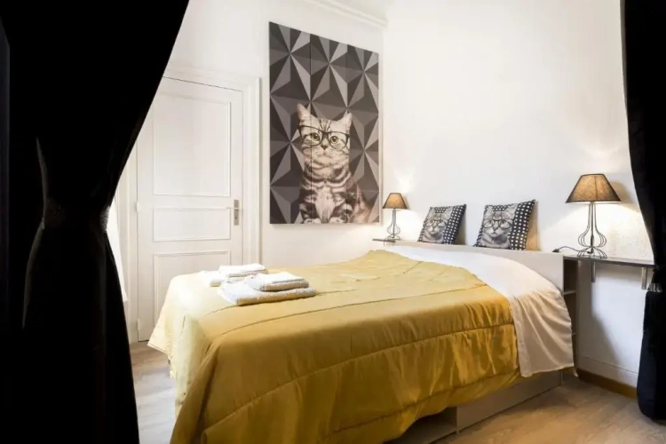2 Bedrooms Apartment