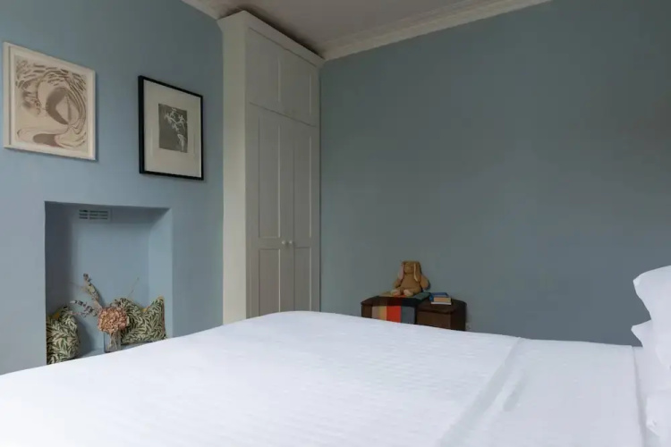 Englefield Road by Onefinestay
