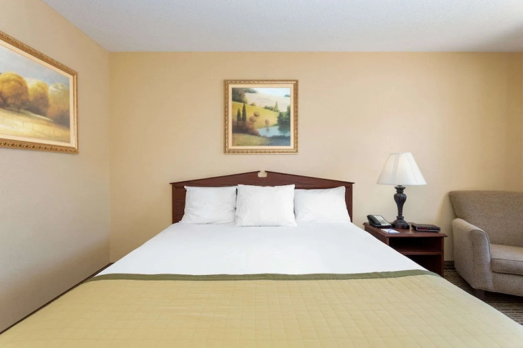 Baymont Inn & Suites Easley/Greenville