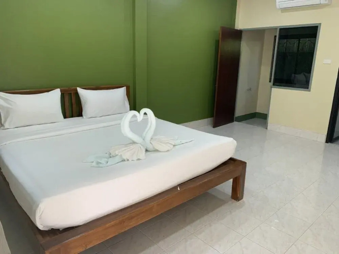 OYO 625 Airport Smile Place