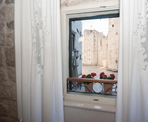 Old Square "Stone Pearl"
