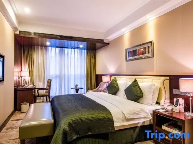 1 Bedroom Suite