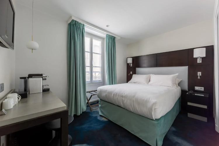 Standard Double room — Twin Beds
