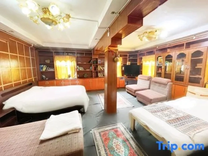Luxury Triple Family Suite