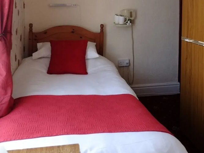 Thorncliffe Hotel