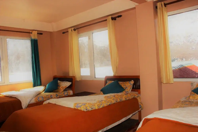 Thanka Inn Gokyo