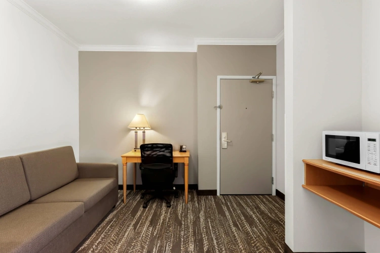 Quadruple Suite
