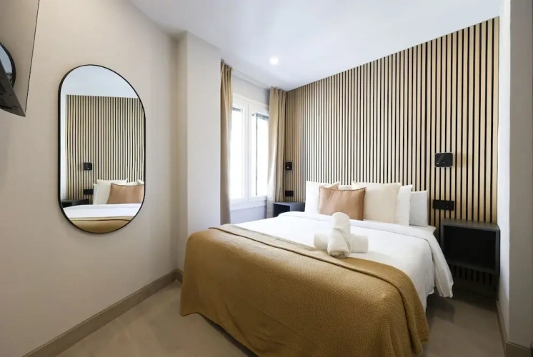 Deluxe Double room with city view