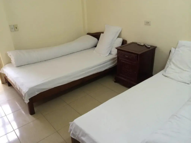 Phuong Dong Hotel
