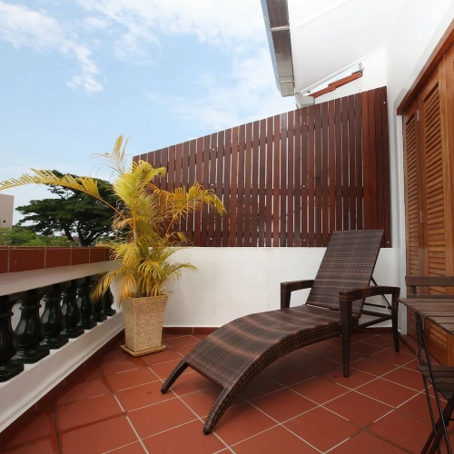 4 Bedrooms Family Villa