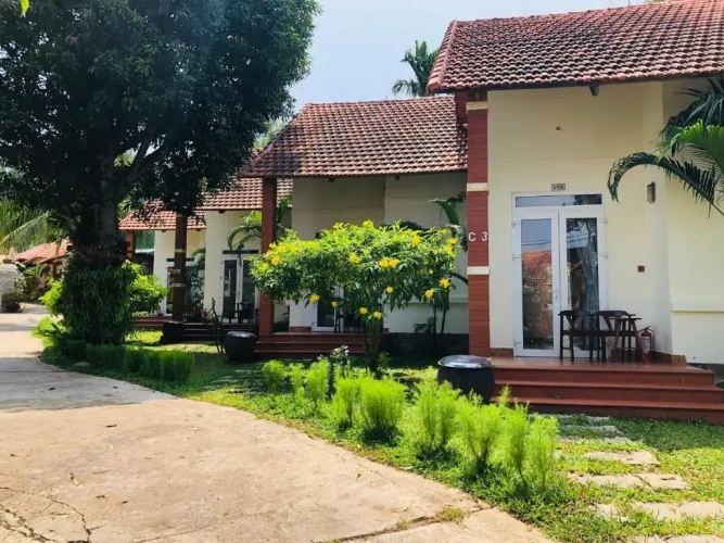 Deluxe Triple Bungalow