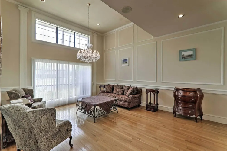 Private Pool: Lakefront Harlingen Home