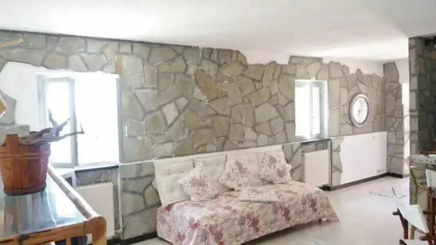House Roberta
