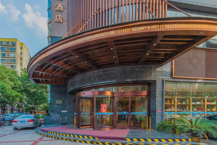 Soaring Dragon Hotel