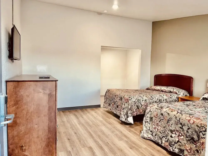 The Express Inn