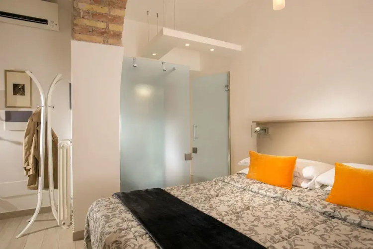 Vatican Suites Apartments