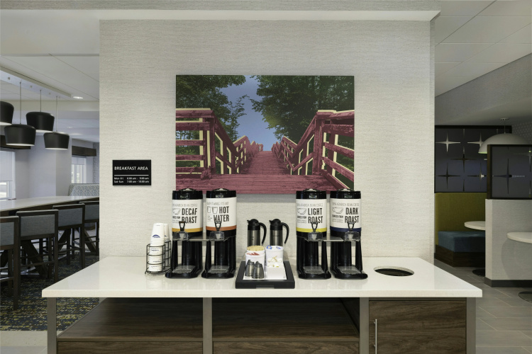 Hampton Inn By Hilton Midland photo 21