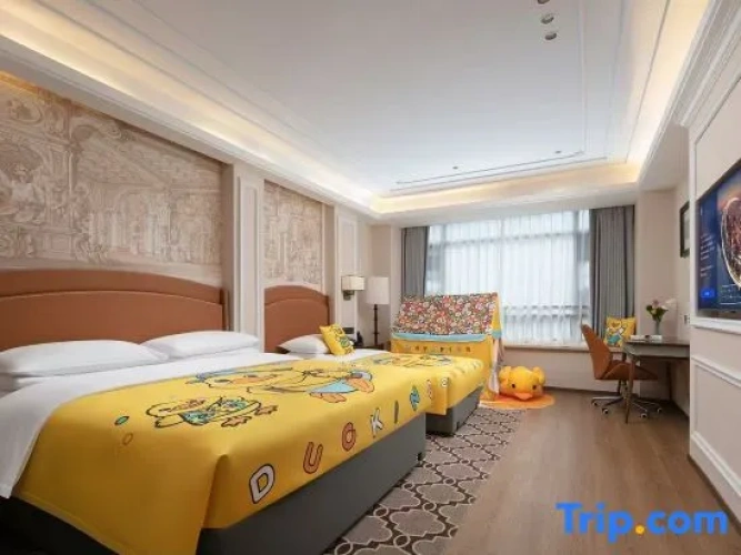 Standard Twin Family room