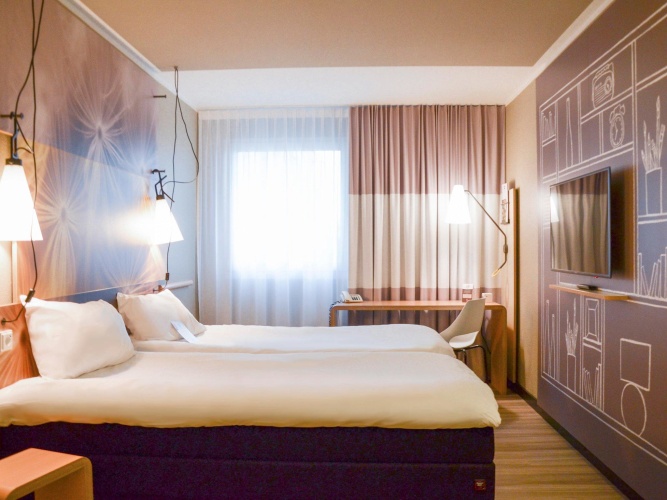 Standard Twin room
