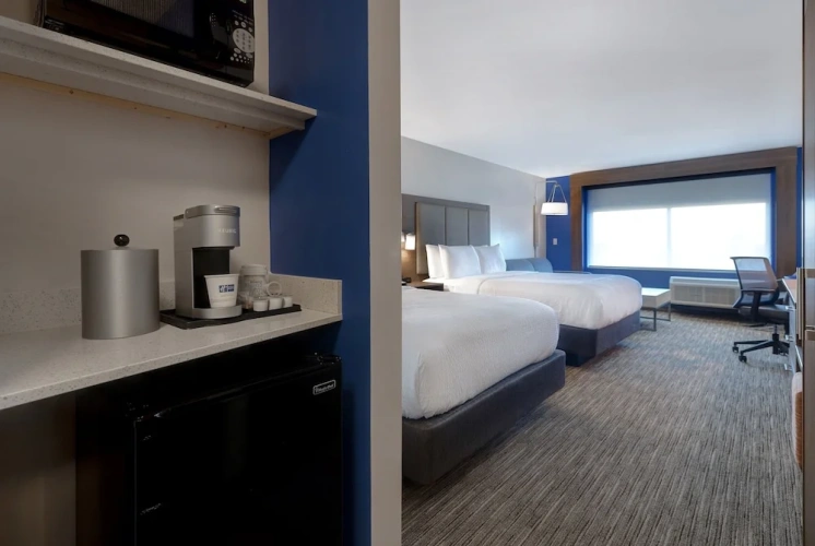 Quadruple Suite