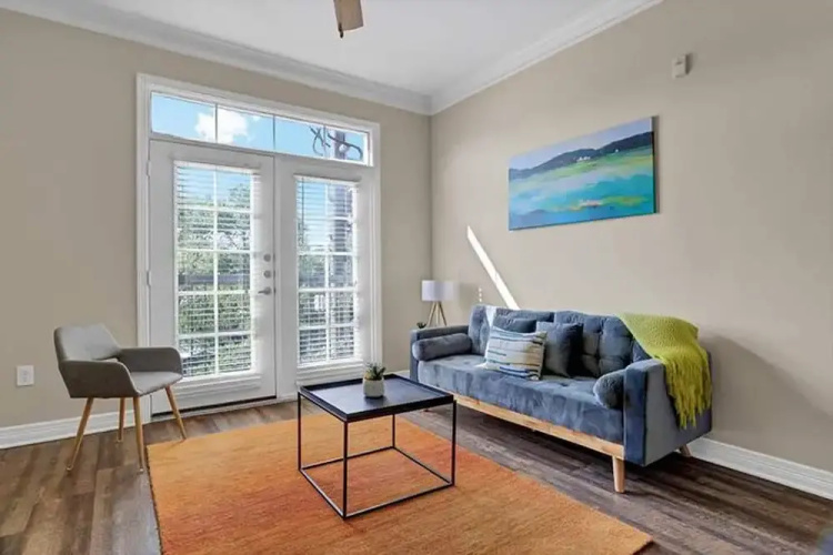 FRONTDESK Calais Midtown Apts Houston